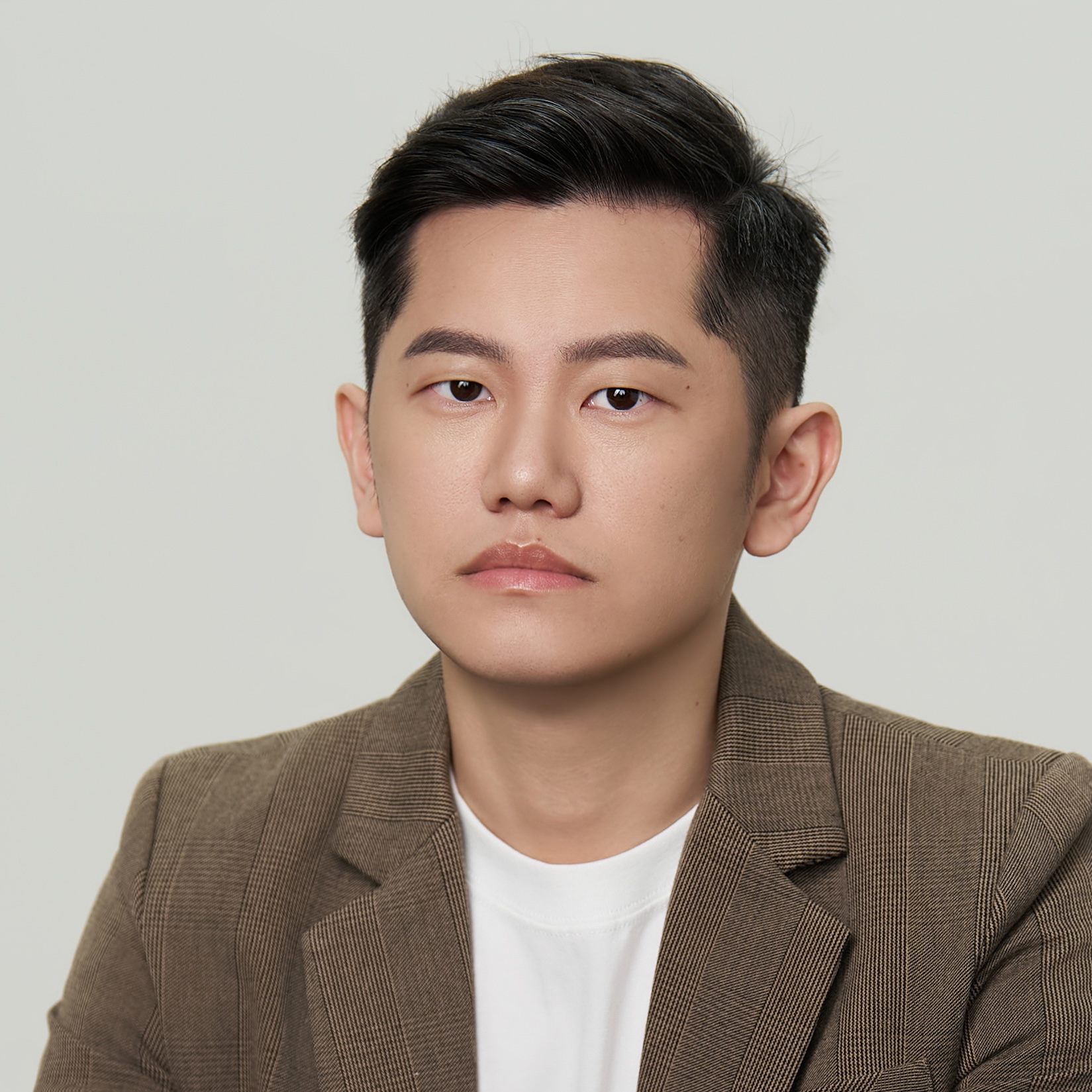 李洛克
